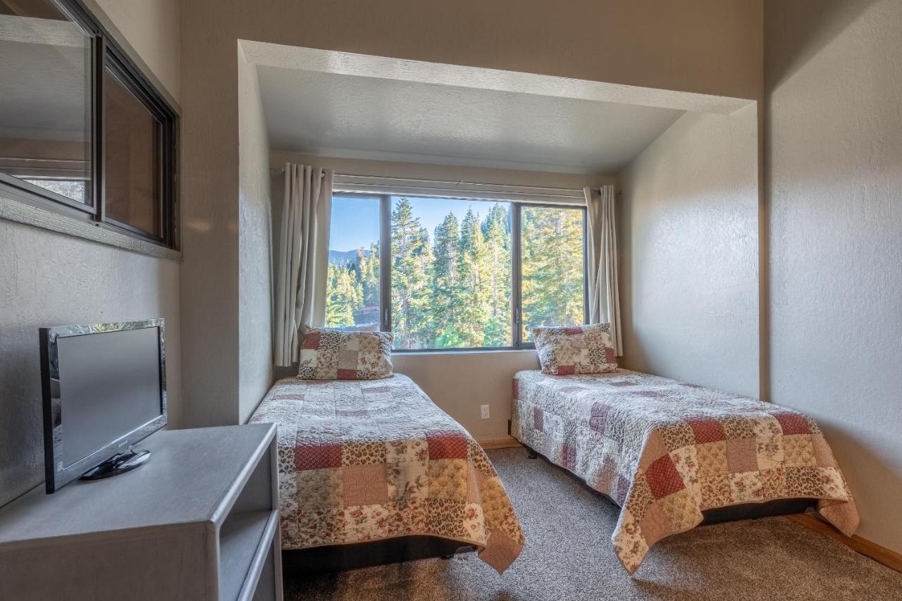 Updated 5 Bedroom 3 Bathroom Townhome Slopeside At 1849 Condos 671 Sleeps 10 Mammoth Lakes Exterior foto