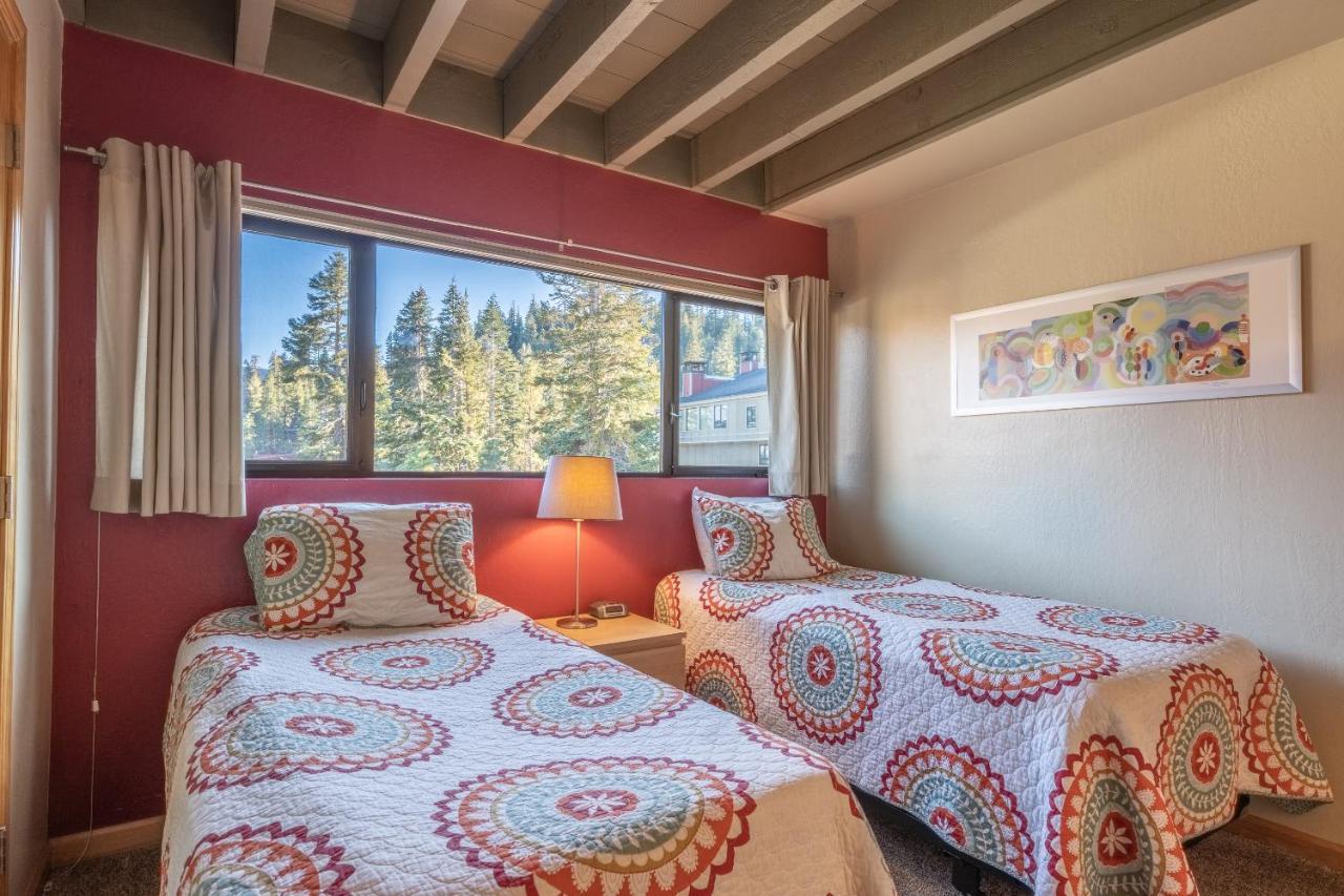 Updated 5 Bedroom 3 Bathroom Townhome Slopeside At 1849 Condos 671 Sleeps 10 Mammoth Lakes Exterior foto